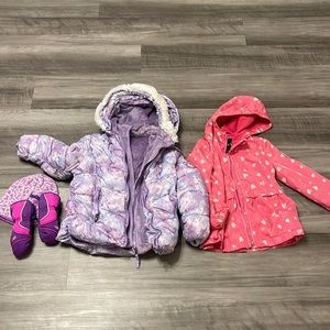 Girls snow jackets and rain coats ( free gloves and hat)